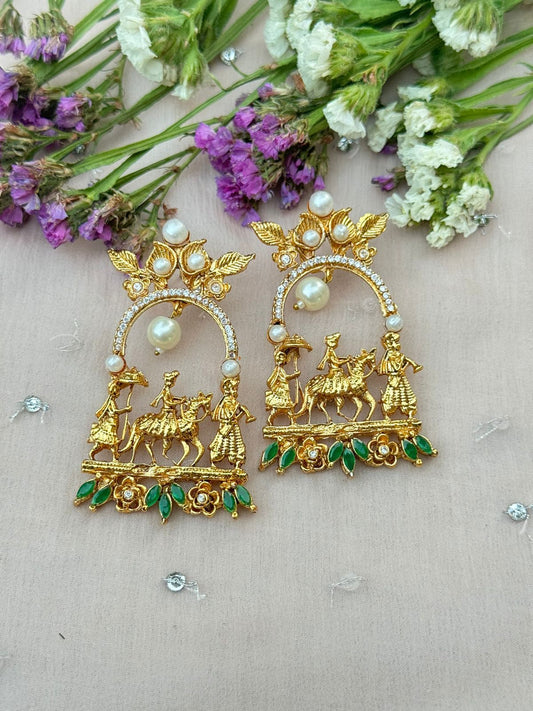 Veloura Crystal Studs earring