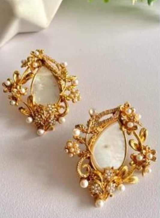 Attractive Earring