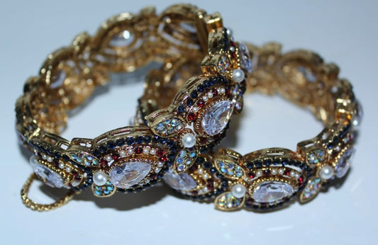 Regal Aura Kundan Bangles